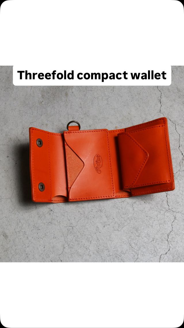 問い合わせが多かった財布に、実際にカードや小銭を入れてみて動画です。

ITEM : Threefold compact wallet
NO : rt2249007

手のひらサイズのコンパクトウォレット。必要最低限の容量設計になっています。

#rotar #財布 #ローター #よろしくどうぞ #経年変化
